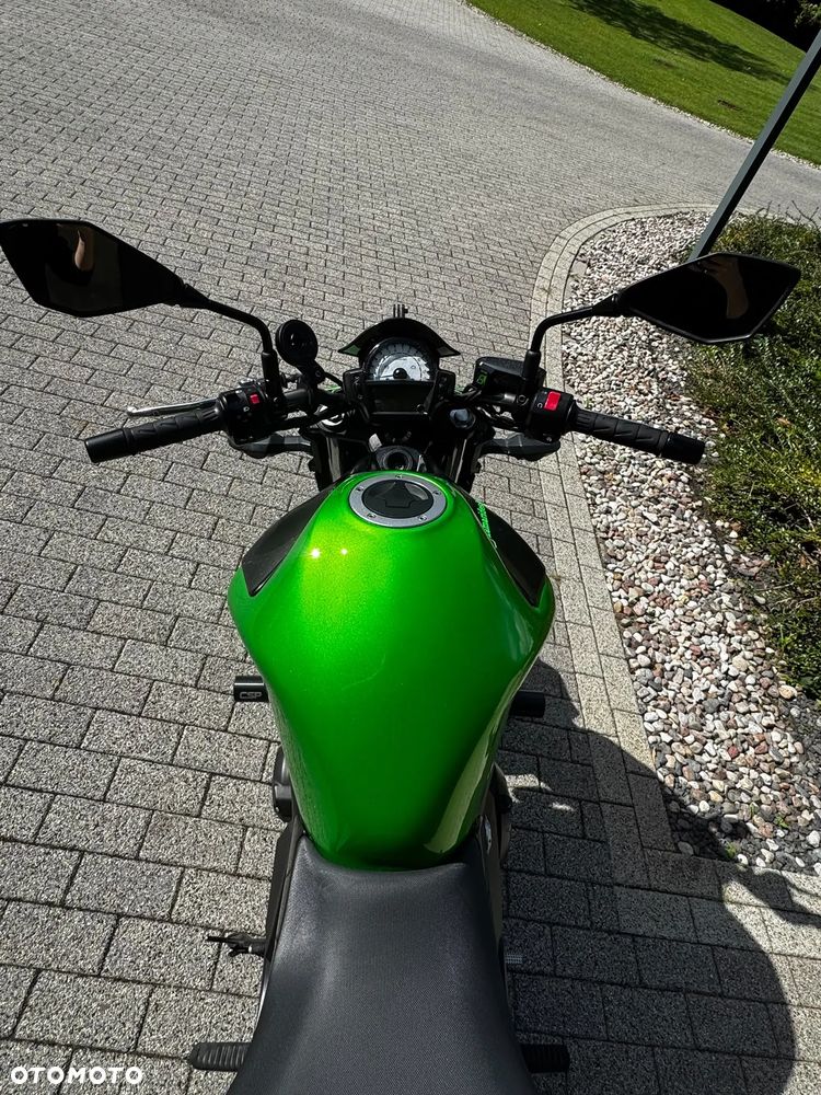 Kawasaki ER - 8