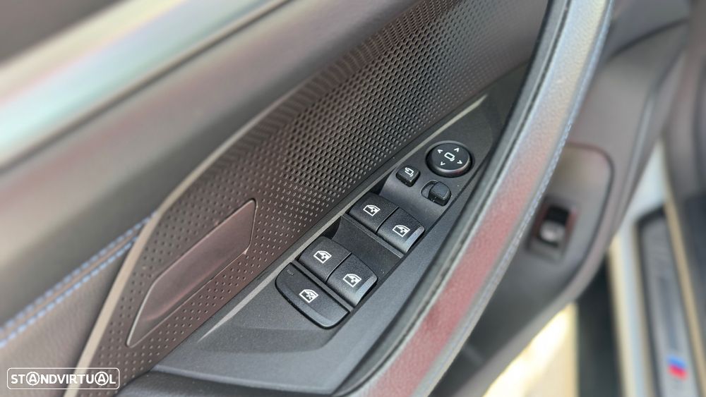 BMW i4 eDrive40 Pack Desportivo M - 22