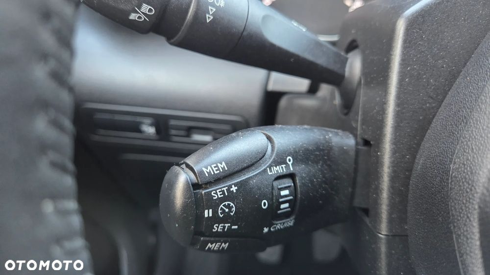 Citroën C3 Aircross PureTech 110 Stop & Start OPF SHINE - 23