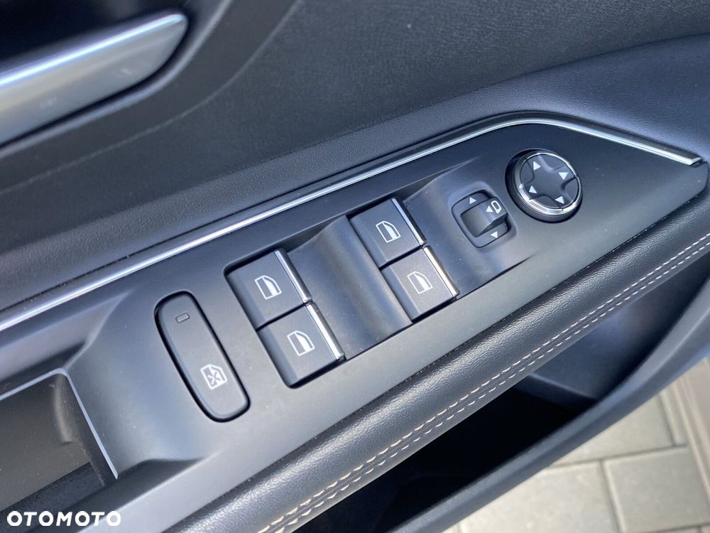 Peugeot 3008 - 10