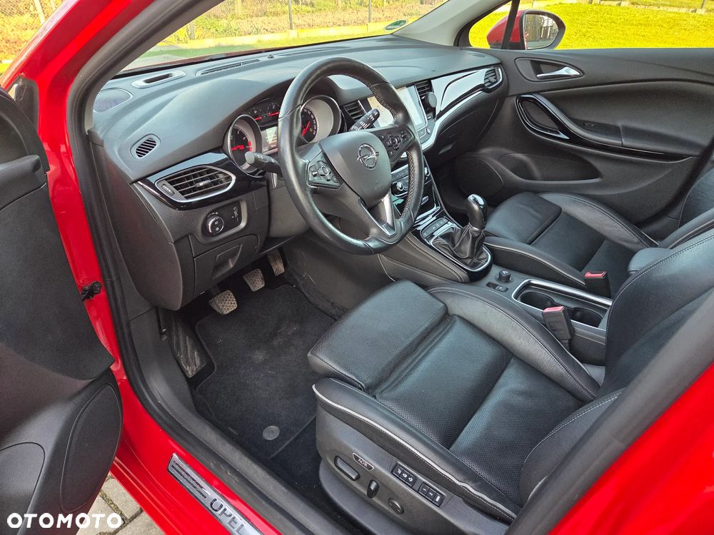 Opel Astra 1.4 Turbo Innovation - 11