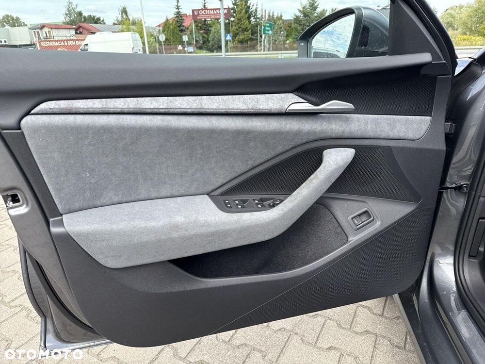 Skoda Superb 2.0 TSI Selection DSG - 11