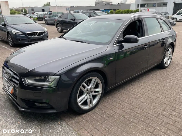 Audi A4 Avant 2.0 TDI DPF S line Sportpaket