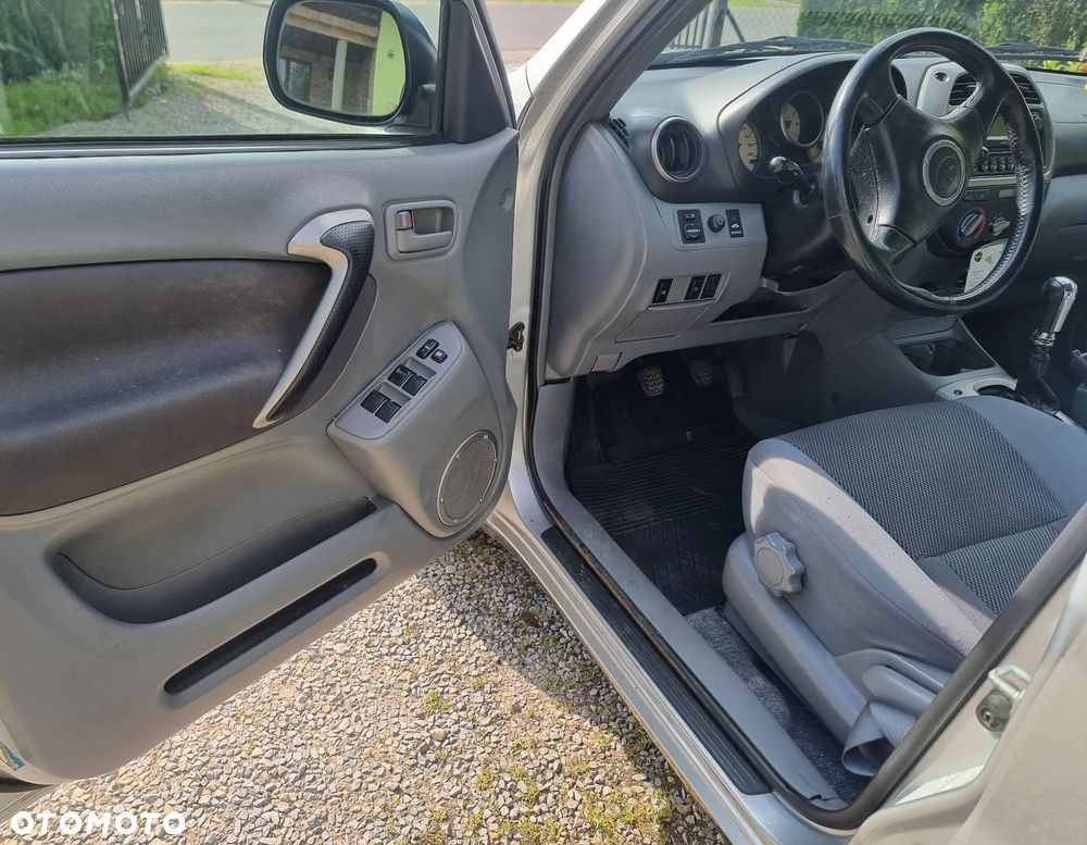 Toyota RAV4 D-4D 4x4 Executive - 5