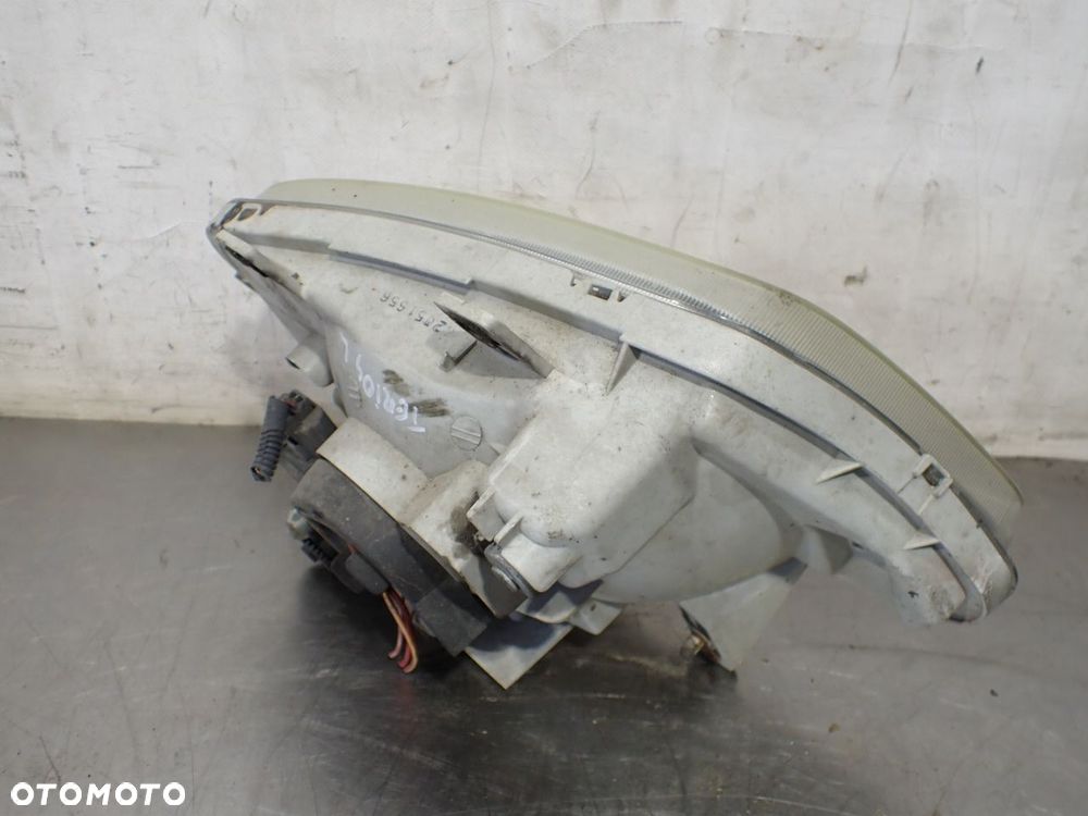 LAMPA LEWA PRZEDNIA DAIHATSU TERIOS 1.3 - 2