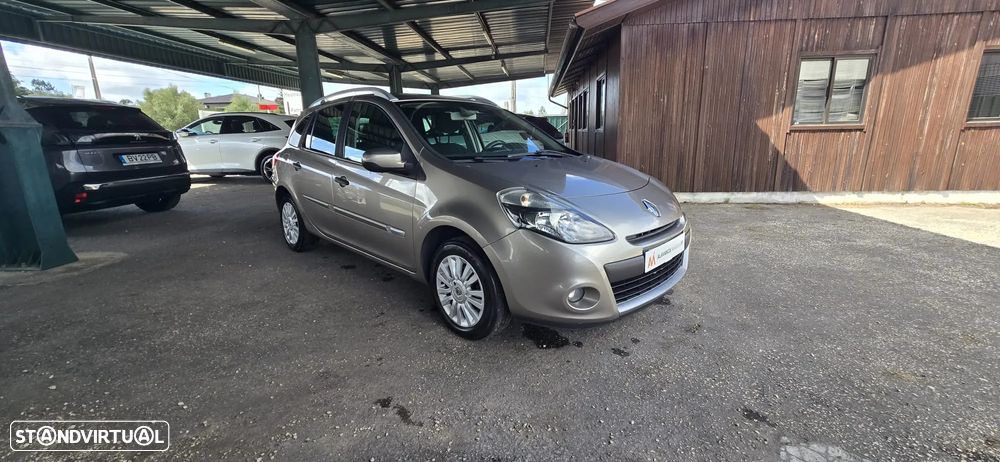 Renault Clio Sport Tourer - 17