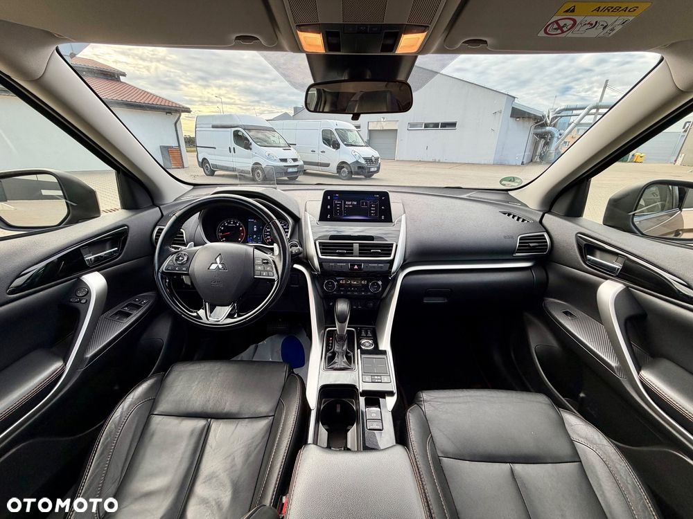 Mitsubishi Eclipse Cross 1.5 T-MIVEC CVT 4WD Spirit+ - 11