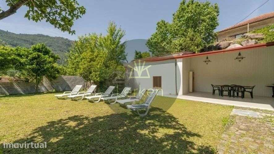 No coração do Gerês Moradia T4 com Jardim e Potencial para turismo - Grande imagem: 3/27