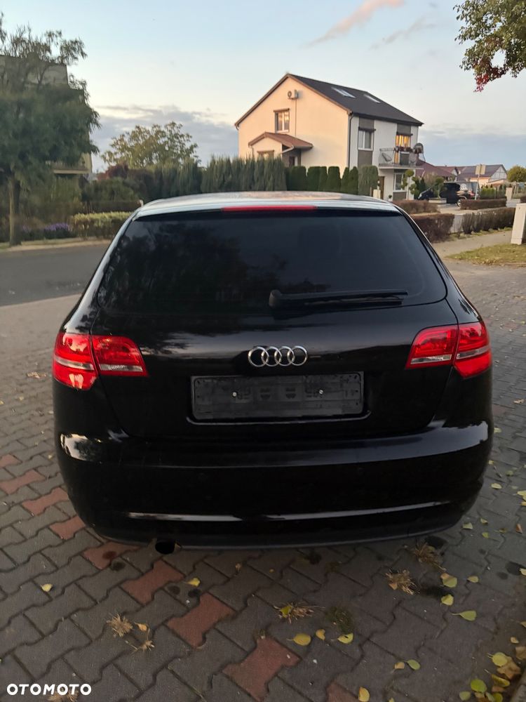 Audi A3 Sportback 2011 photo 5