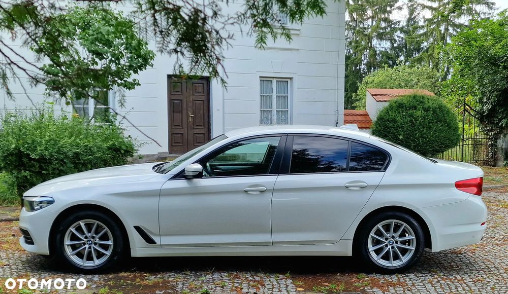 BMW Seria 5 520d Luxury Line - 3