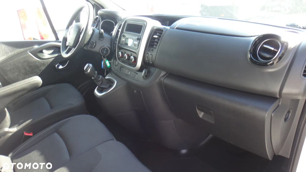 Renault Trafic - 11
