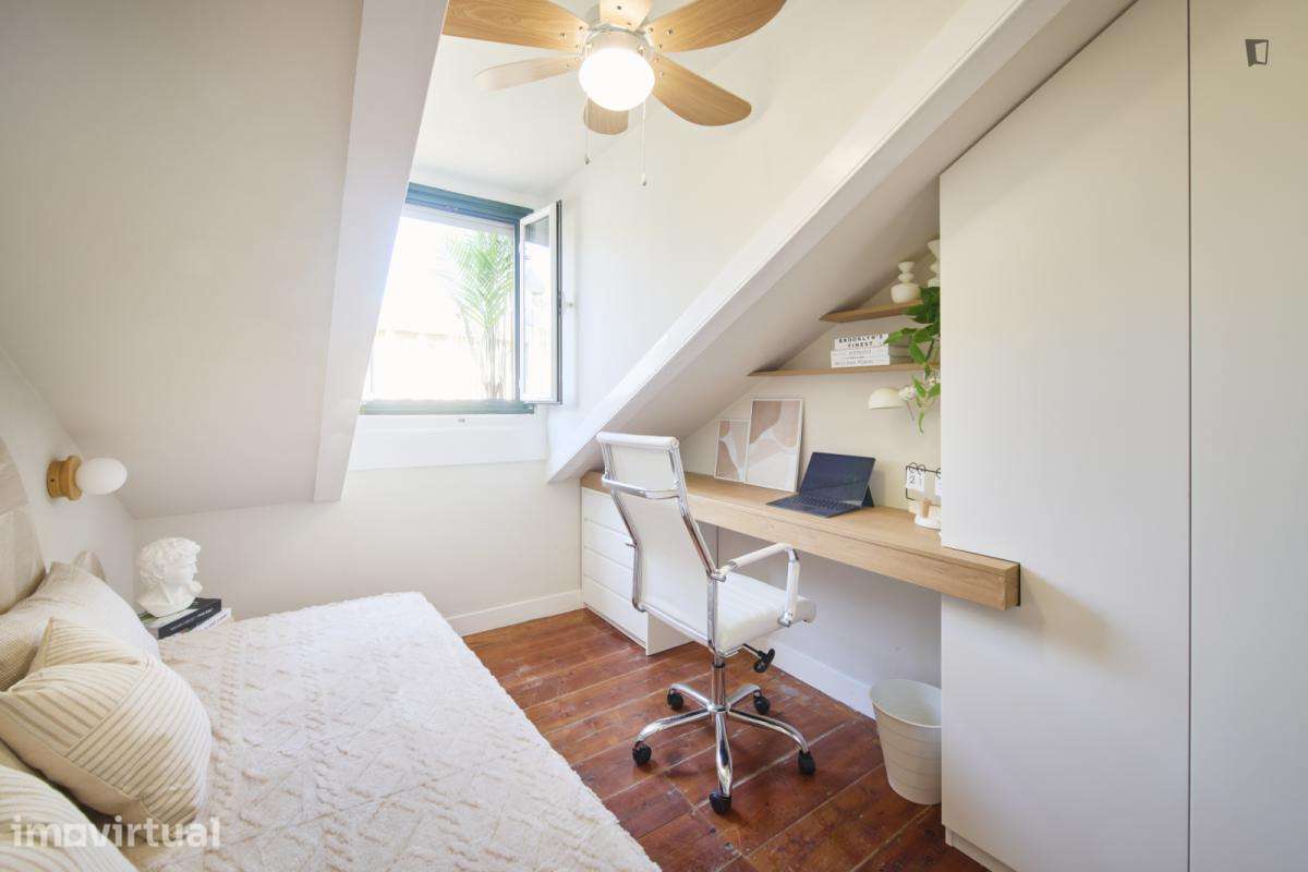 Quarto - localizado em Santos Lisbon - Grande imagem: 2/22
