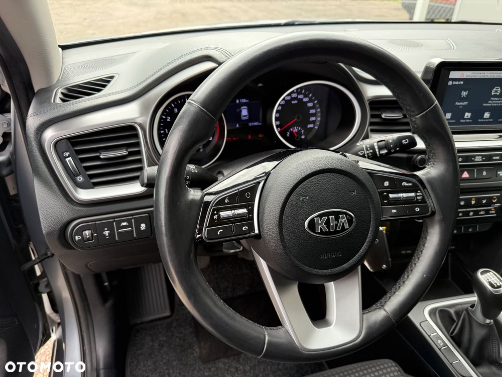 Kia Ceed 1.4 T-GDI L Business Line Plus - 16
