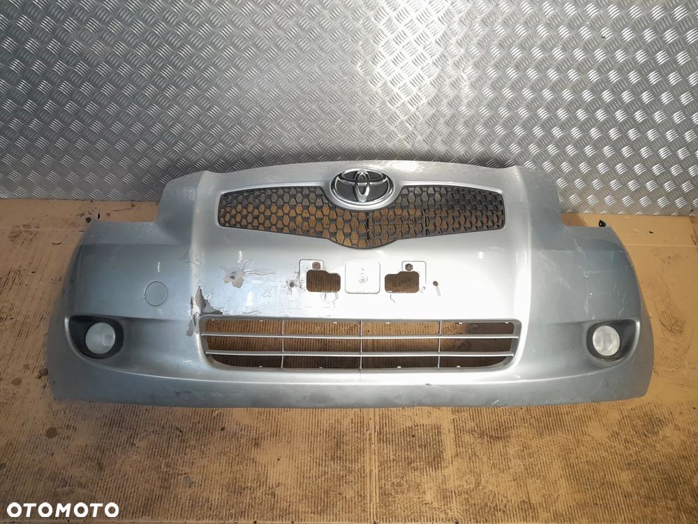 TOYOTA YARIS II ZDERZAK PRZEDNI PRZÓD KOLOR: 1E7 - 1