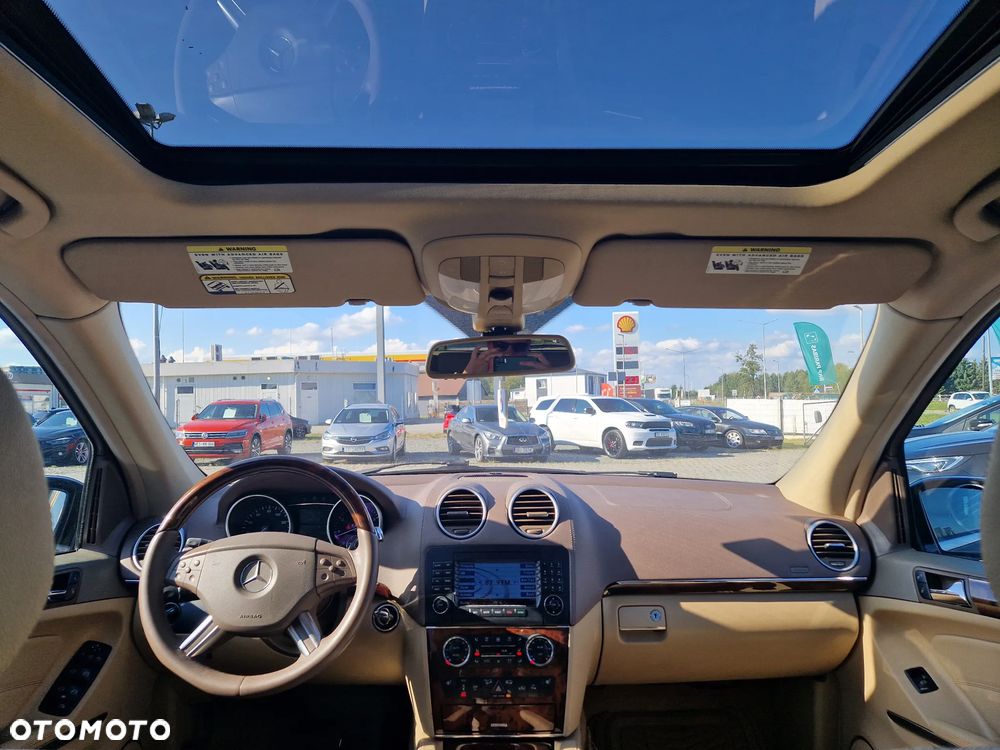 Mercedes-Benz GL 500 - 28