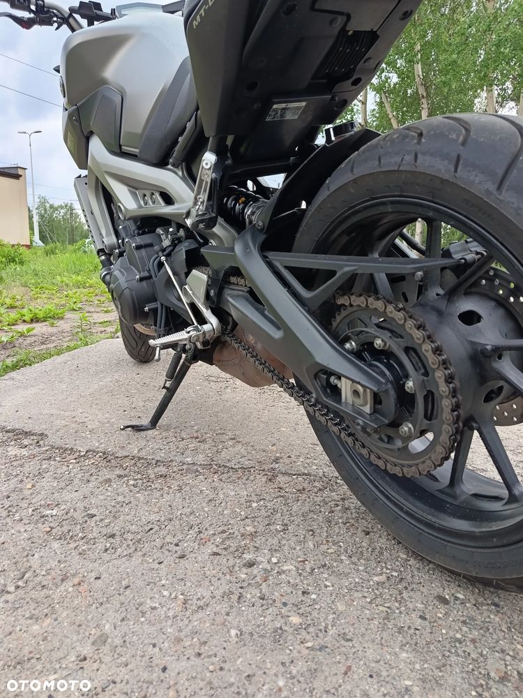 Yamaha MT - 6