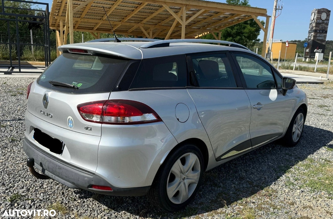 Renault Clio - 2