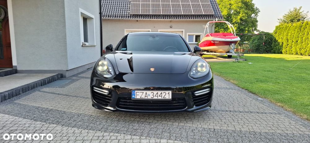 Porsche Panamera - 11