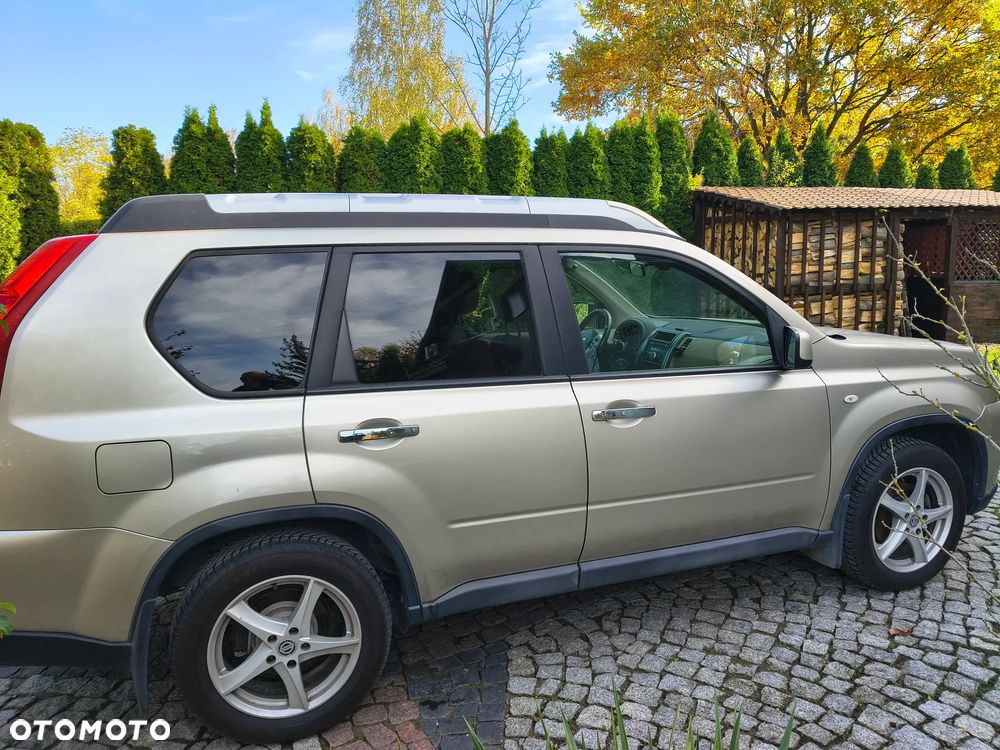 Nissan X-Trail - 4