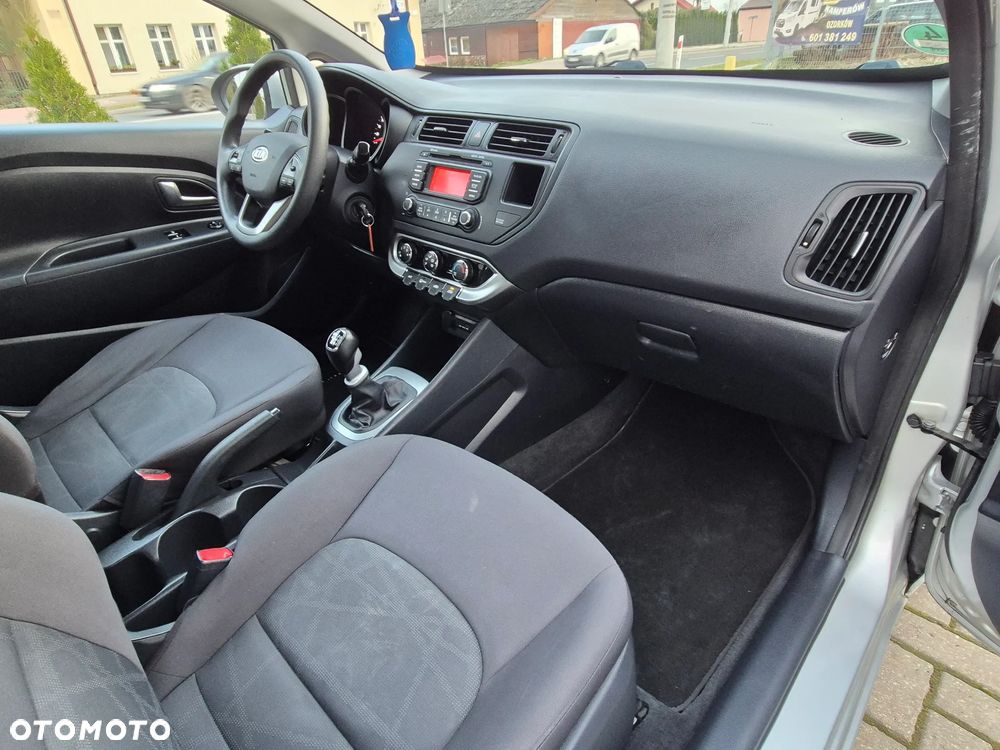 Kia Rio 1.1 CRDI Spirit - 13