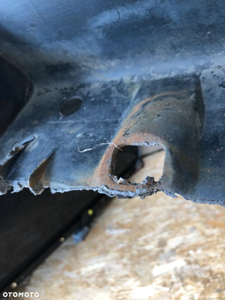 R271 i R272 . Listwa Progu Zewnętrzna Nakładka Progowa Prawa Lewa Toyota Corolla Verso E12 2001-2007 - Wysyłka - 10