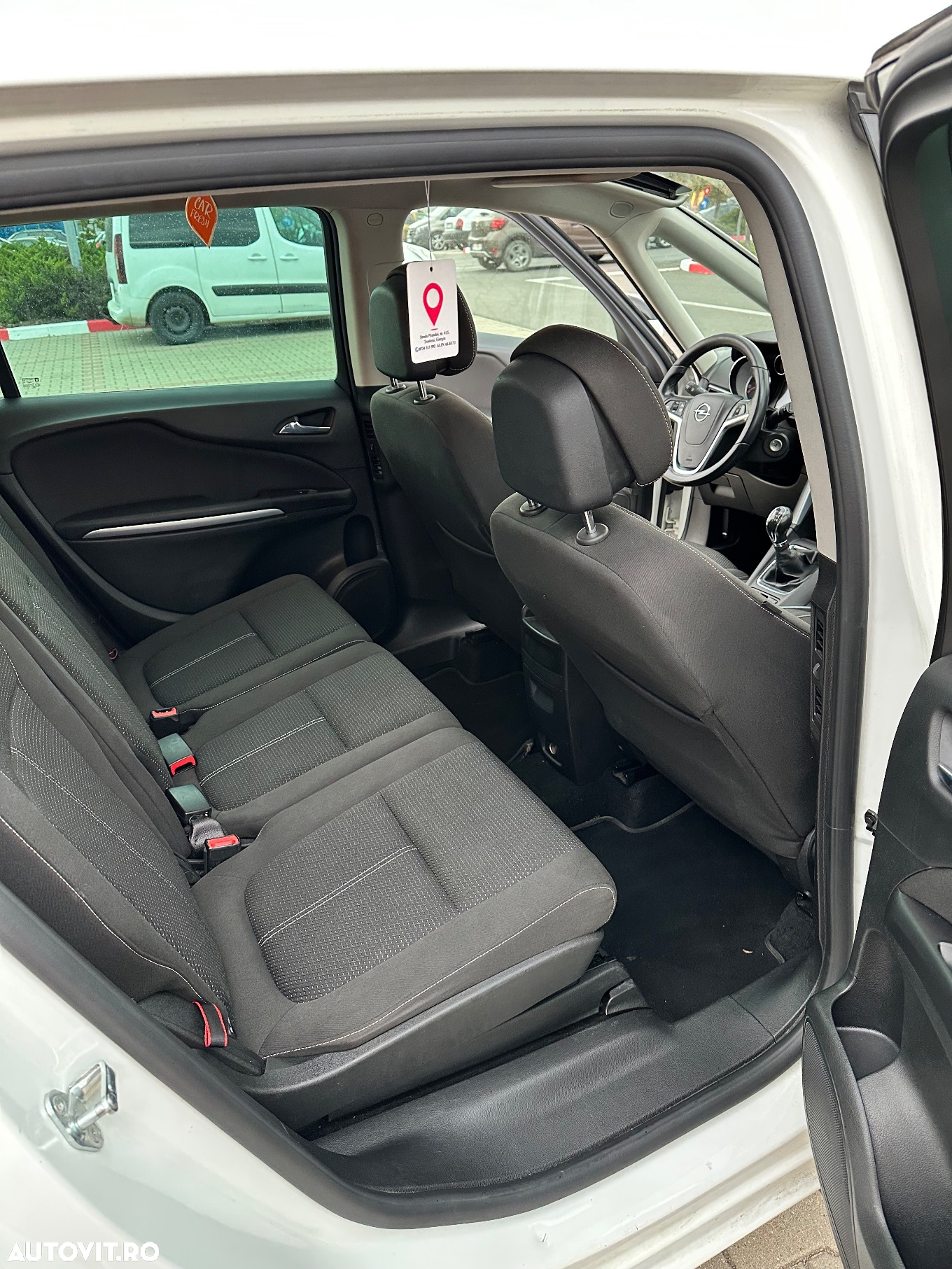 Opel Zafira Tourer 1.6 CDTI ECOTEC Start/Stop Edition - 2