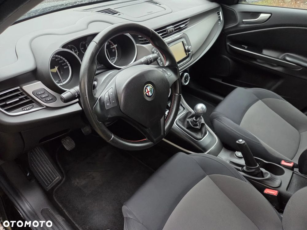 Alfa Romeo Giulietta - 13