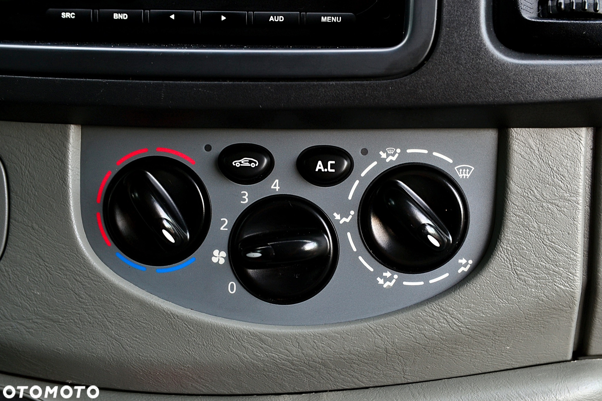Opel Vivaro - 15