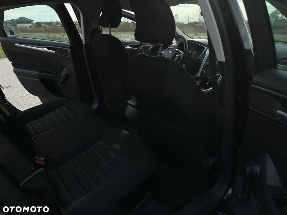 Ford Mondeo - 22