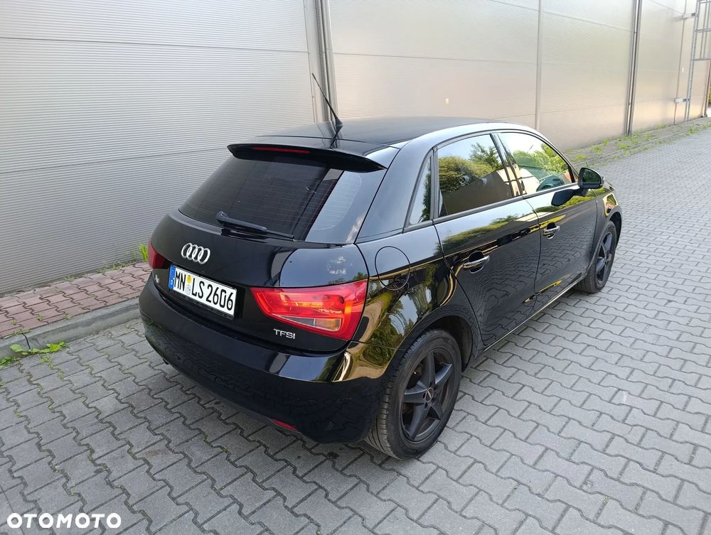 Audi A1 Sportback 1.2 TFSI S line edition - 8