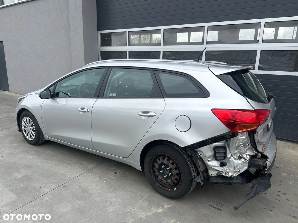 Kia Ceed 1.6 CRDi M - 4