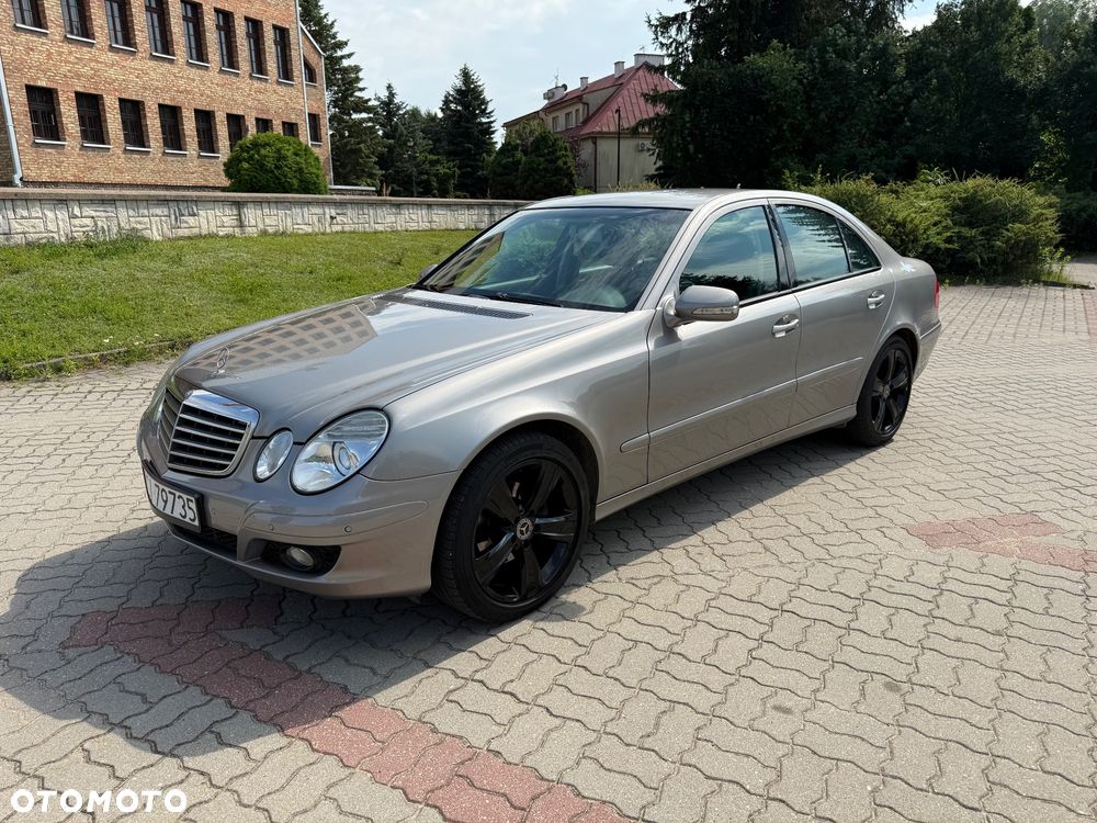 Mercedes-Benz Klasa E 280 CDI 4-Matic Classic - 1