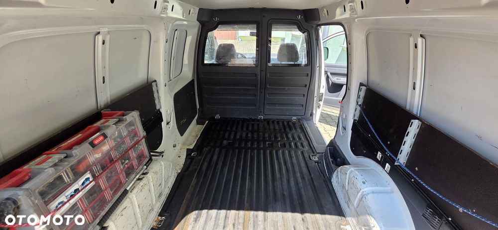 Volkswagen CADDY MAXI - 20