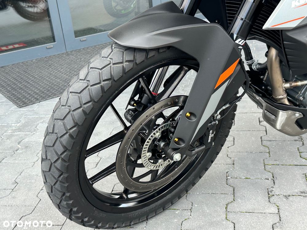KTM Adventure - 38