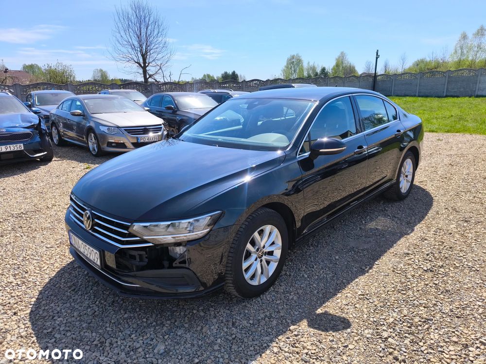Volkswagen Passat - 8