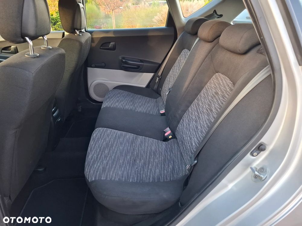 Kia Ceed 1.6 CVVT LX - 36