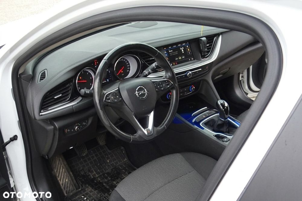 Opel Insignia - 7