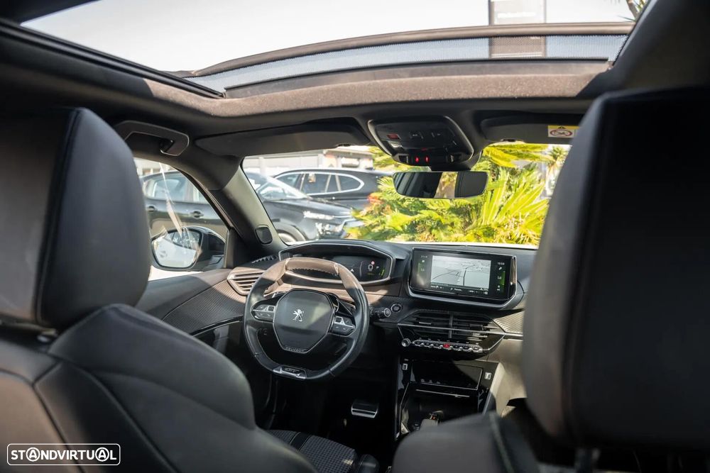 Peugeot 2008 1.2 PureTech GT Line EAT8 - 15