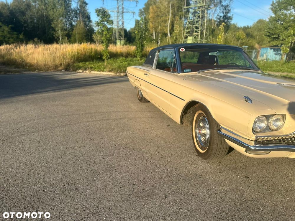Ford Thunderbird - 5
