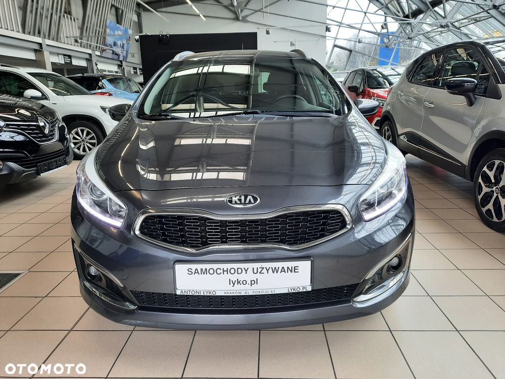 Kia Ceed - 3