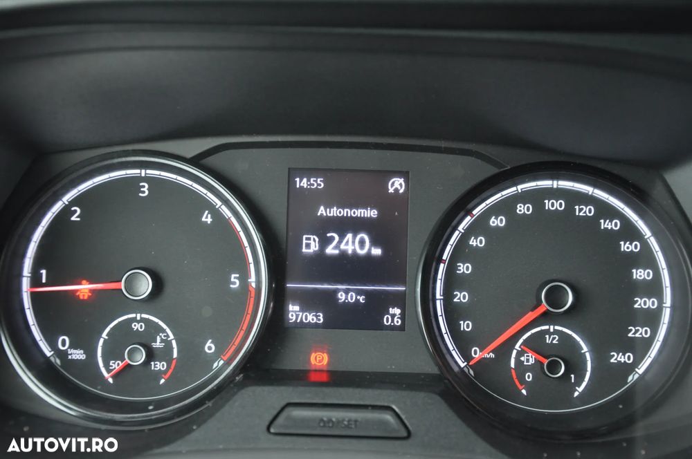 Volkswagen Transporter - 14