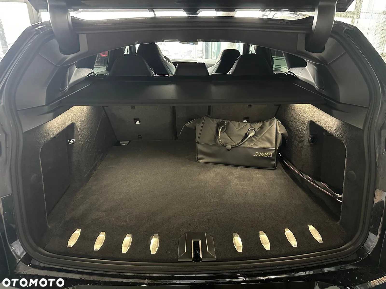 BMW XM 50e PHEV sport - 27