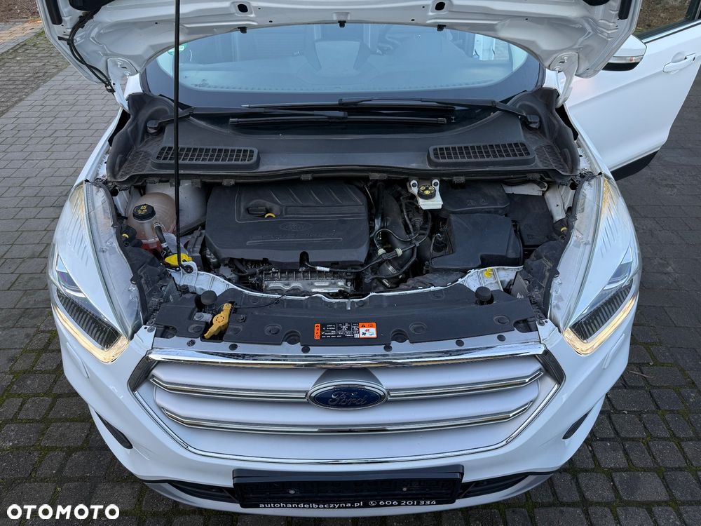 Ford Kuga 1.5 EcoBoost 2x4 Titanium - 33