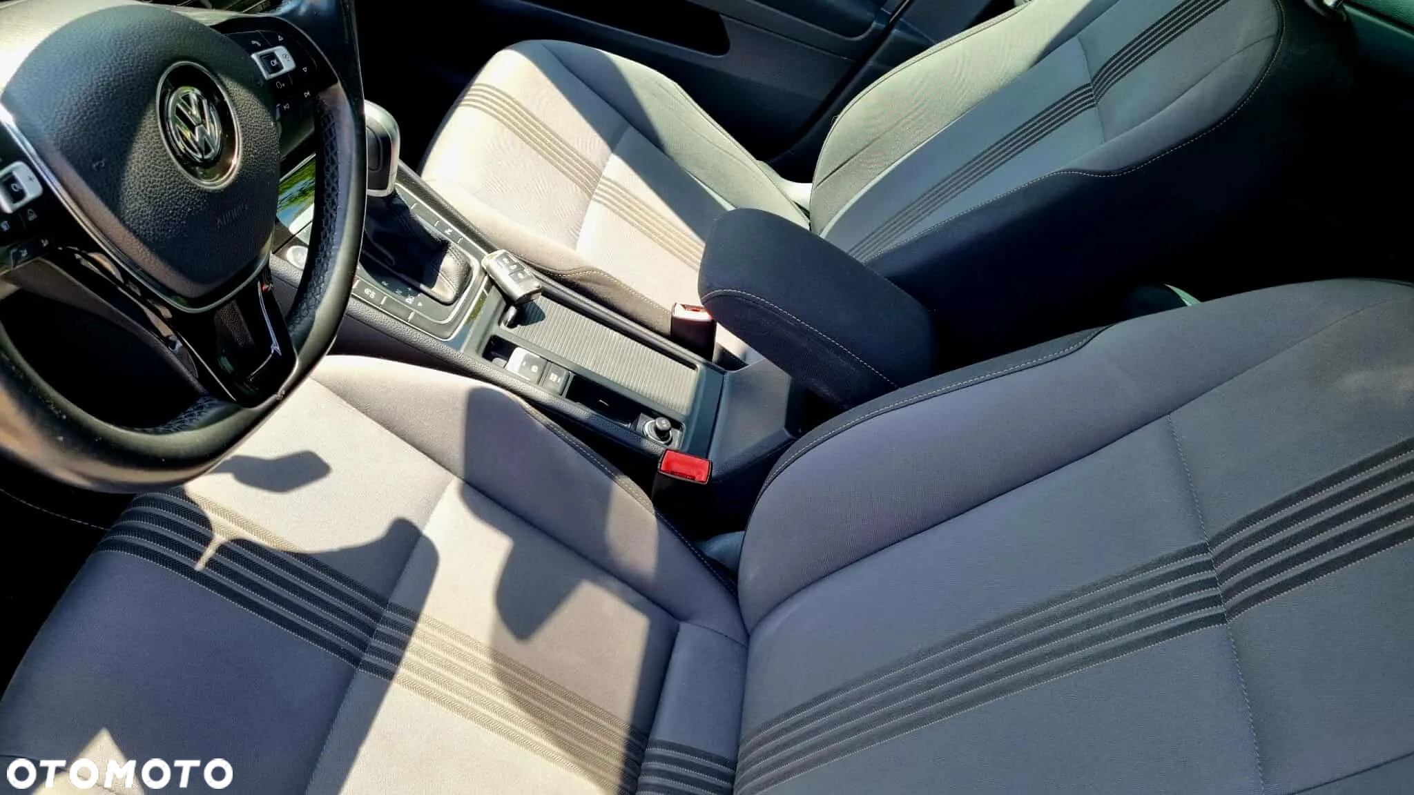 Volkswagen Golf 1.6 TDI BlueMotion Technology DSG Allstar - 18