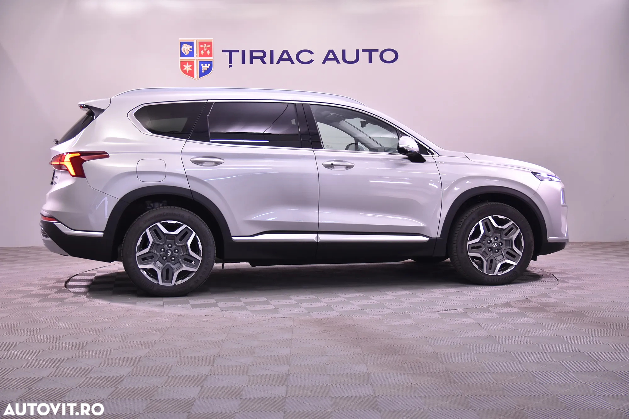 Hyundai Santa Fe - 6