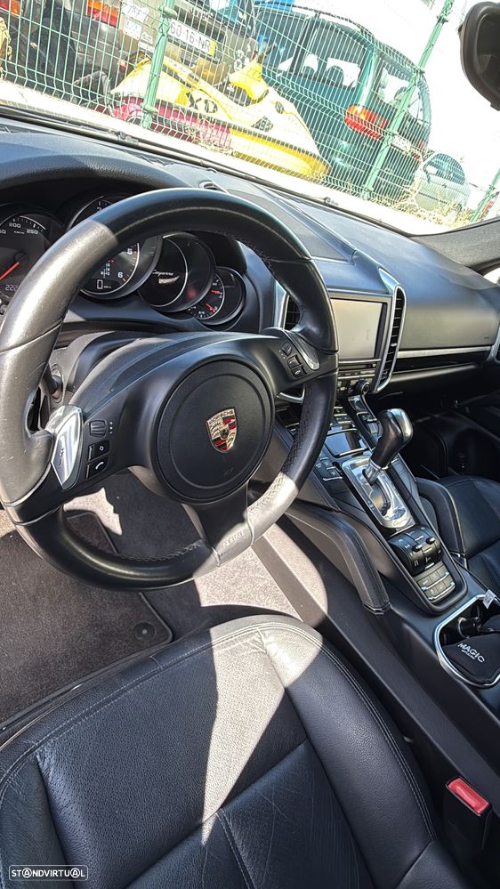 Porsche Cayenne II - 4