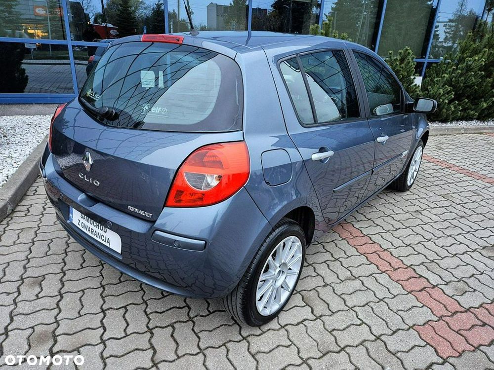 Renault Clio 1.5 dCi ESP Initiale - 19