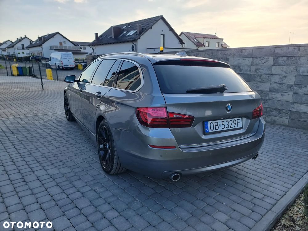 BMW Seria 5 535d xDrive Touring Sport-Aut Luxury Line - 3