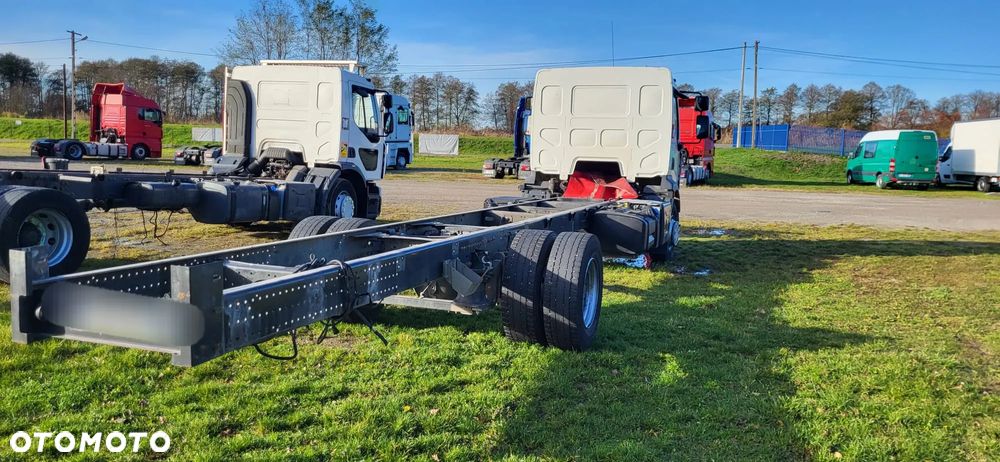 Renault D14 - 210 14T- pod zabudowę - 3