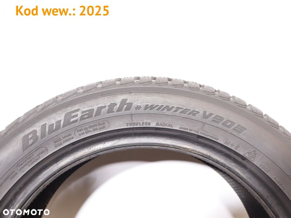 Yokohama BluEarth Winter V905 - 225/50 R17 - 4